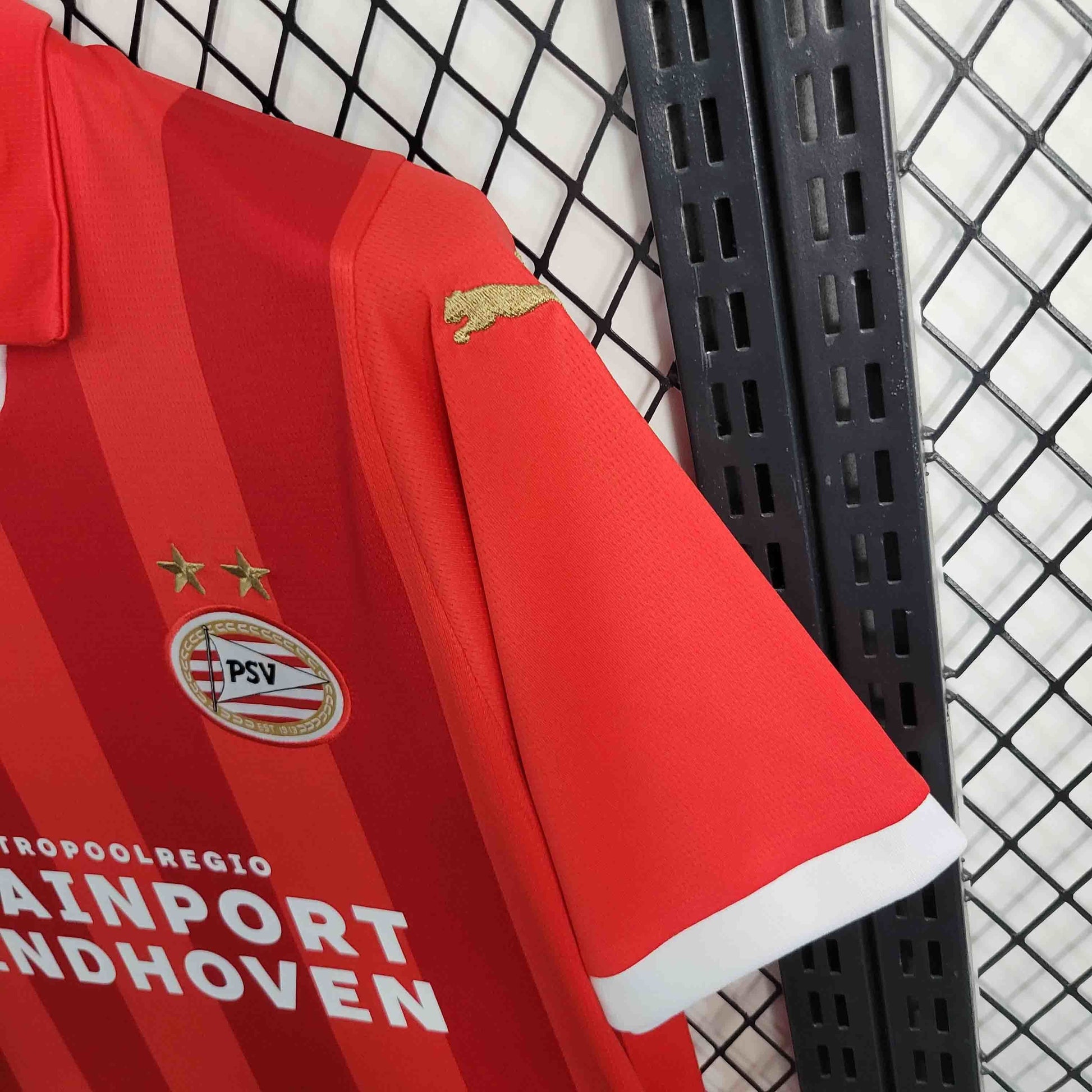 23-24 Eindhoven Home