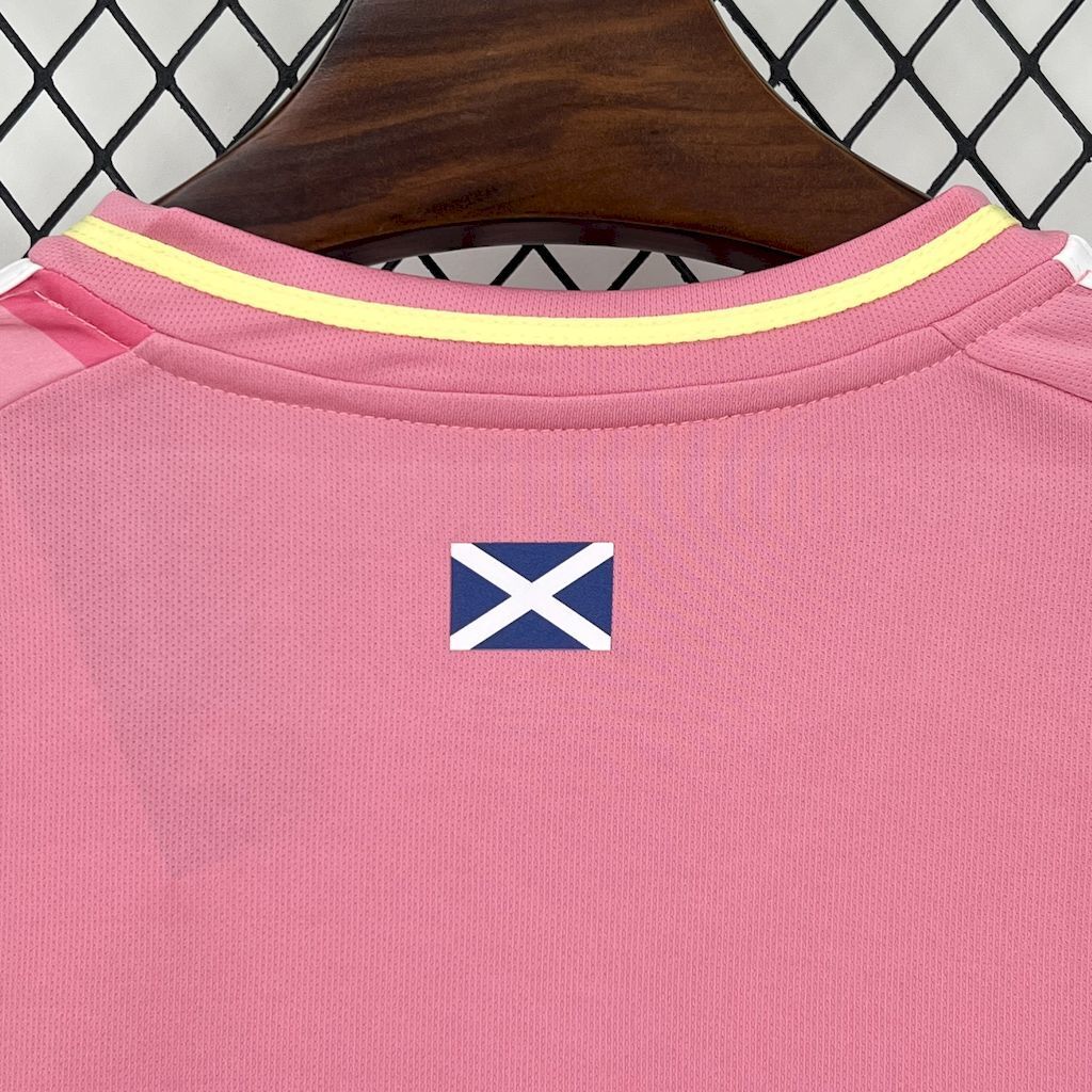 ÉCOSSE - MAILLOT EXTÉRIEUR ROSE "UEFA" 2025