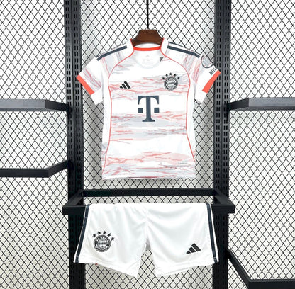Kits Enfants FC Bayern 2025/26 Extérieur