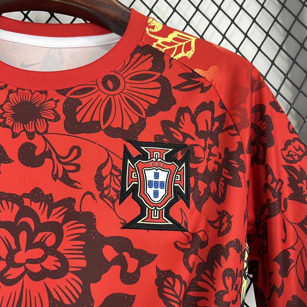 PORTUGAL - MAILLOT CONCEPT "FLEURS ROUGES" 24/25