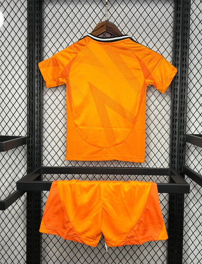 Kits Enfants Real Madrid 2024/25 Extérieur