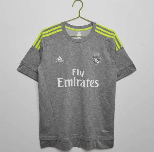 Real Madrid 2015/16 Extérieur
