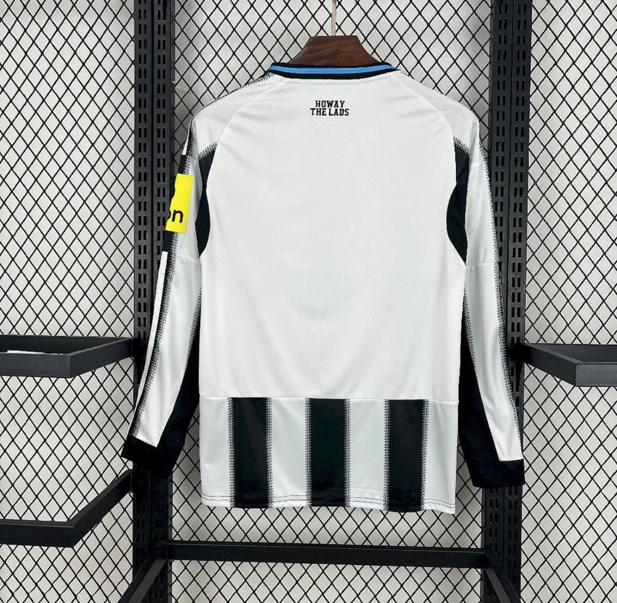 Newcastle 2025/26 Domicile à manches longues