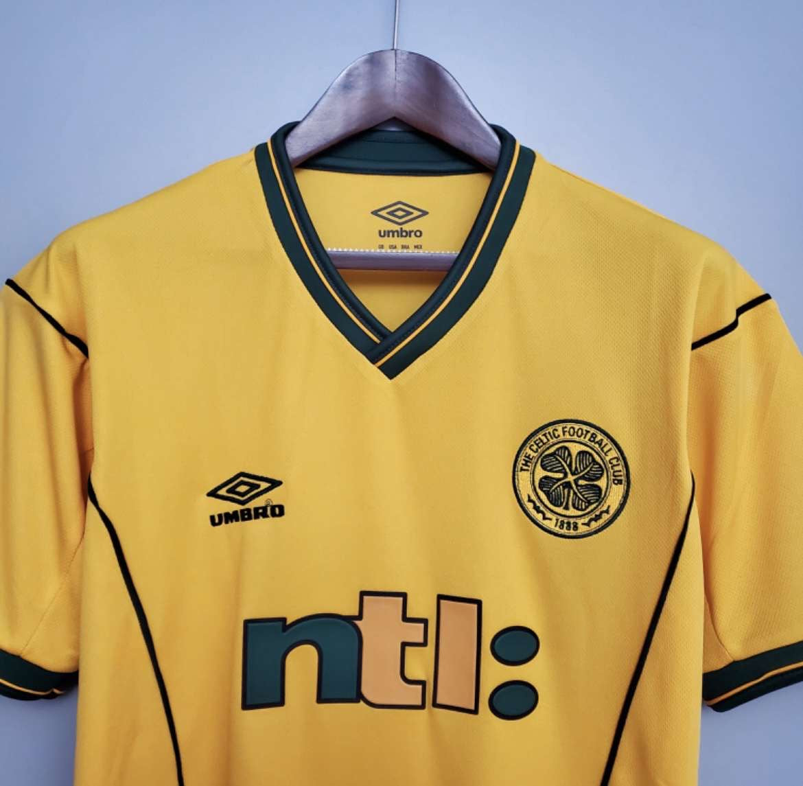 Celtic 2001/02 Extérieur