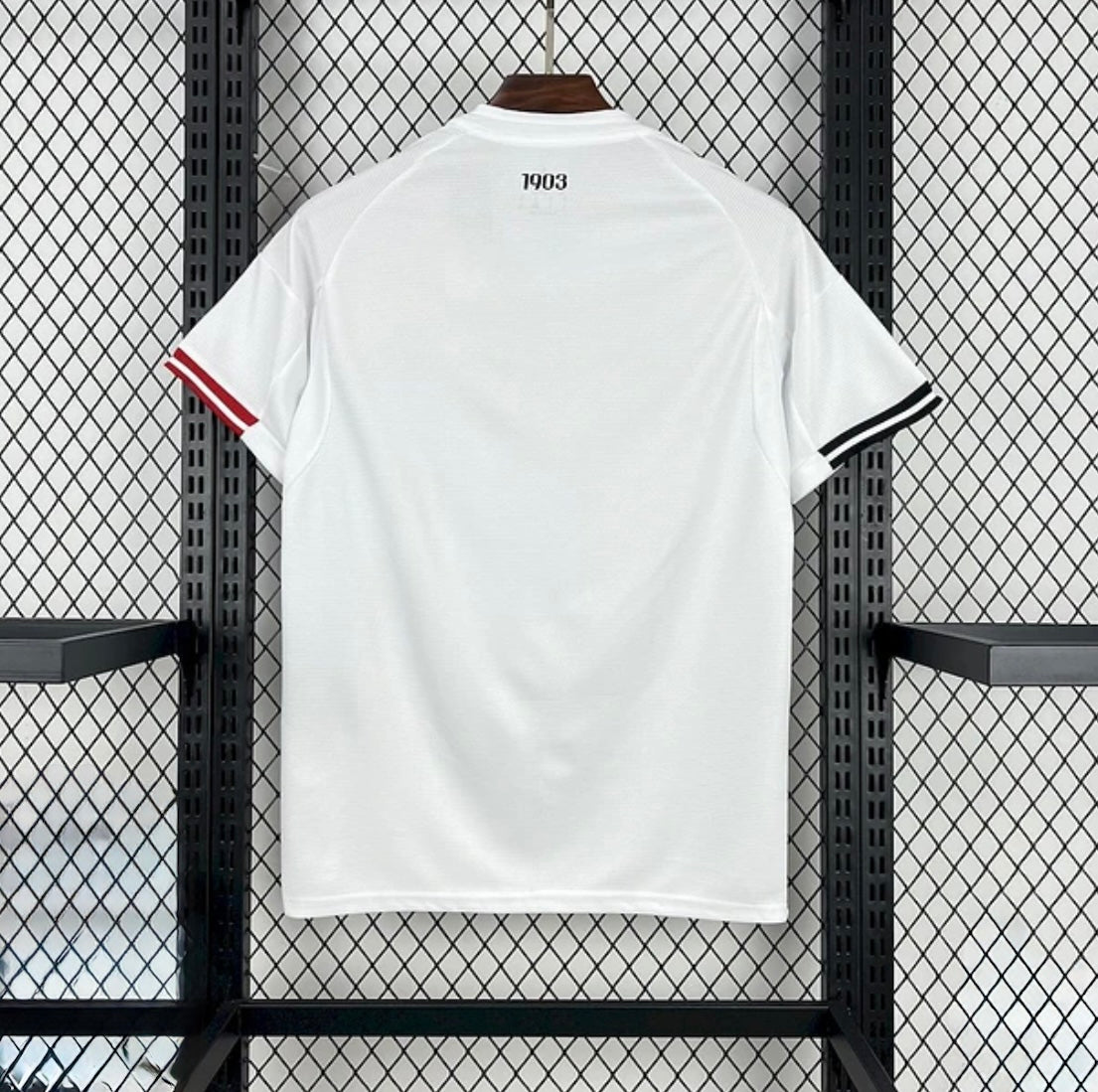 Besiktas 2025/26 Extérieur