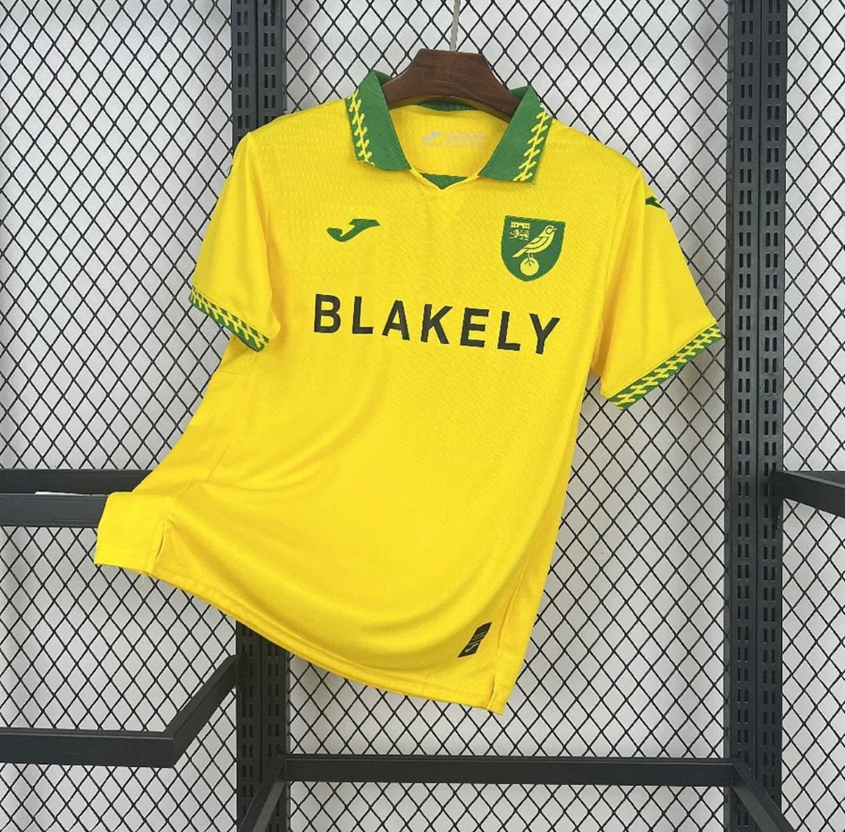 NORWICH CITY - MAILLOT DOMICILE 25/26