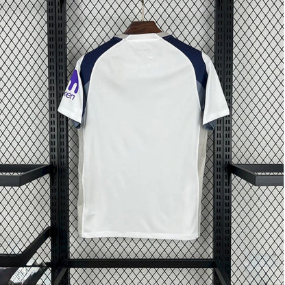 Tottenham 2025/26 Domicile