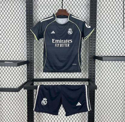 Kits Enfants Real Madrid 2025/26 Extérieur