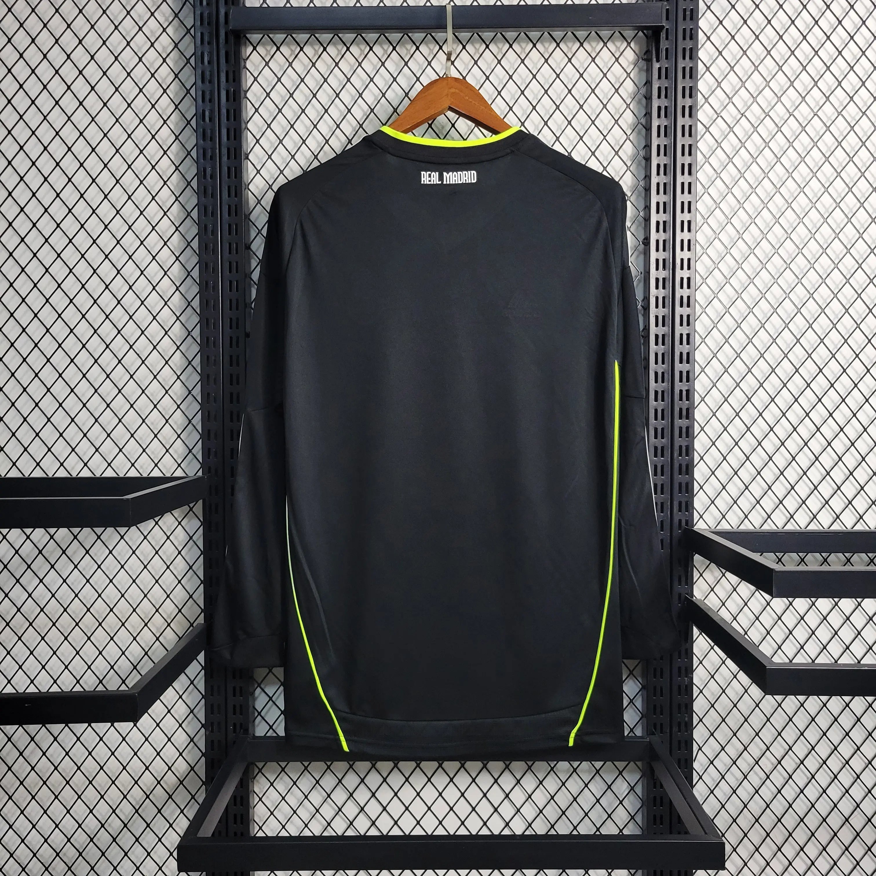REAL MADRID - MAILLOT MANCHES LONGUES 17/18