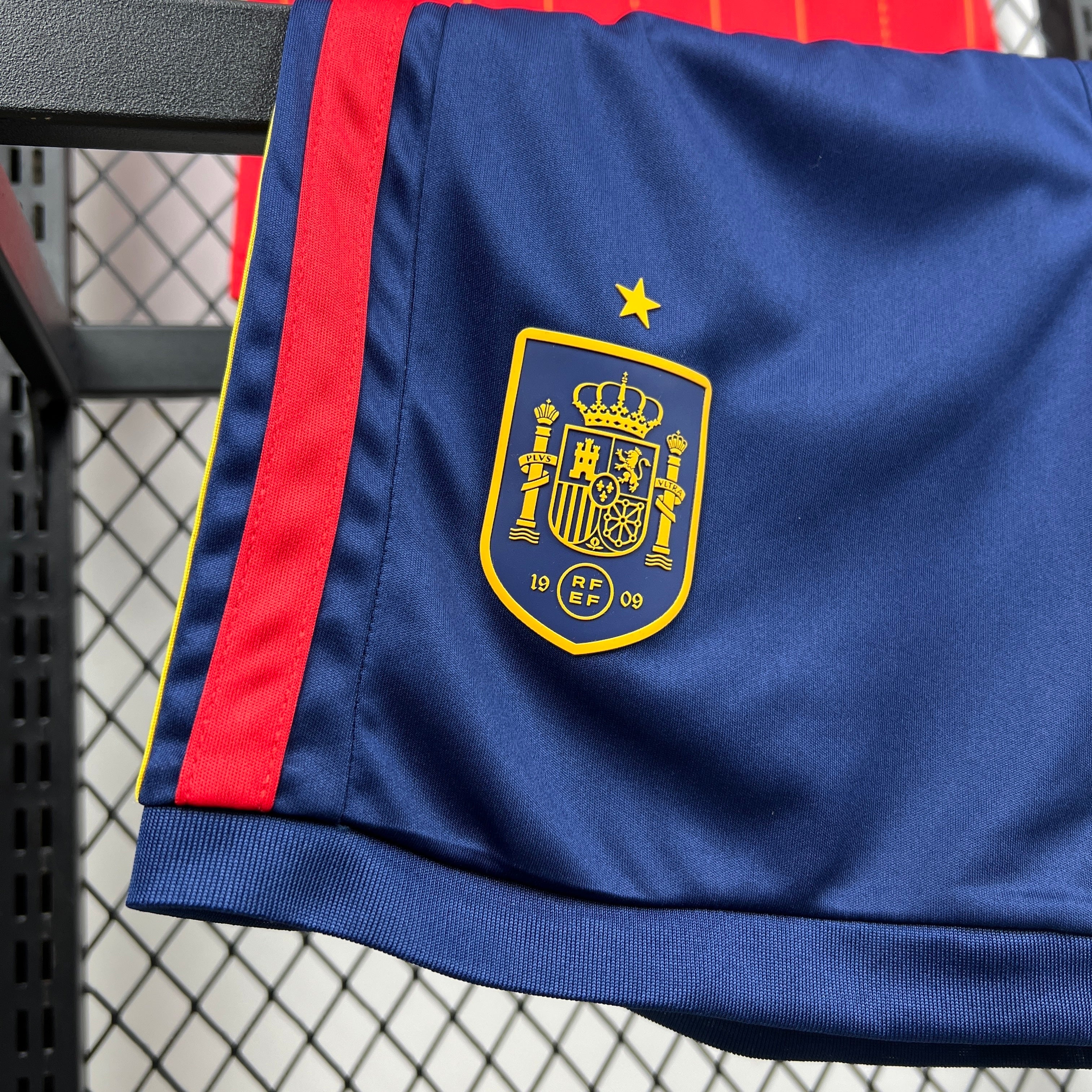 ESPAGNE - ENSEMBLE ENFANT DOMICILE 2026