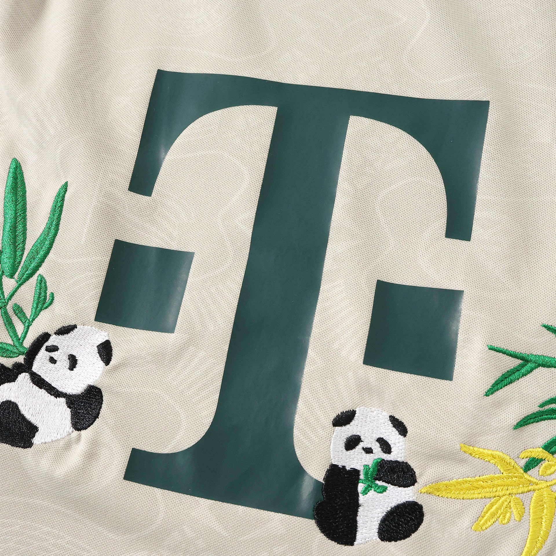 BAYERN MUNICH - MAILLOT BRODÉE 25/26