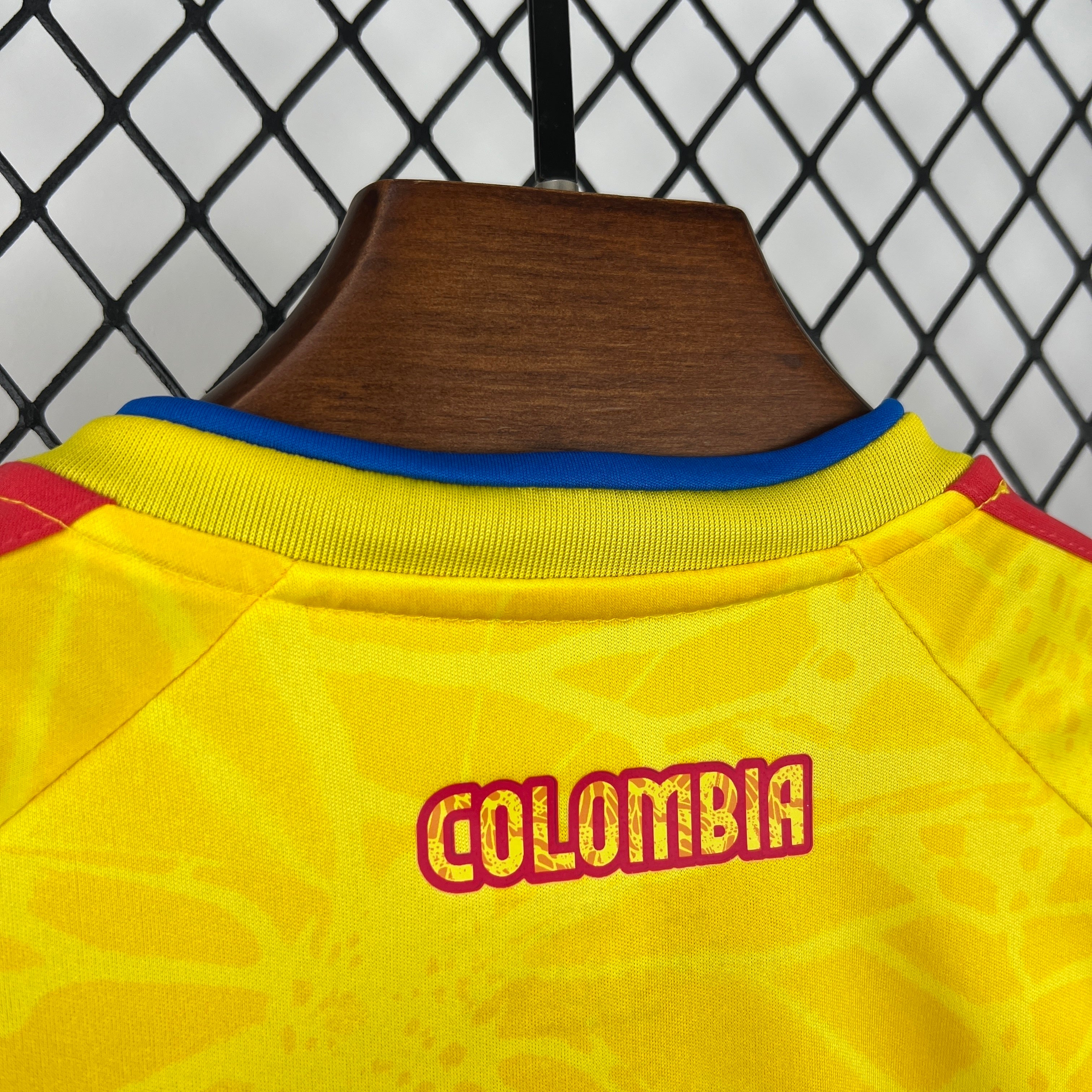 COLOMBIE - ENSEMBLE ENFANT DOMICILE 2026