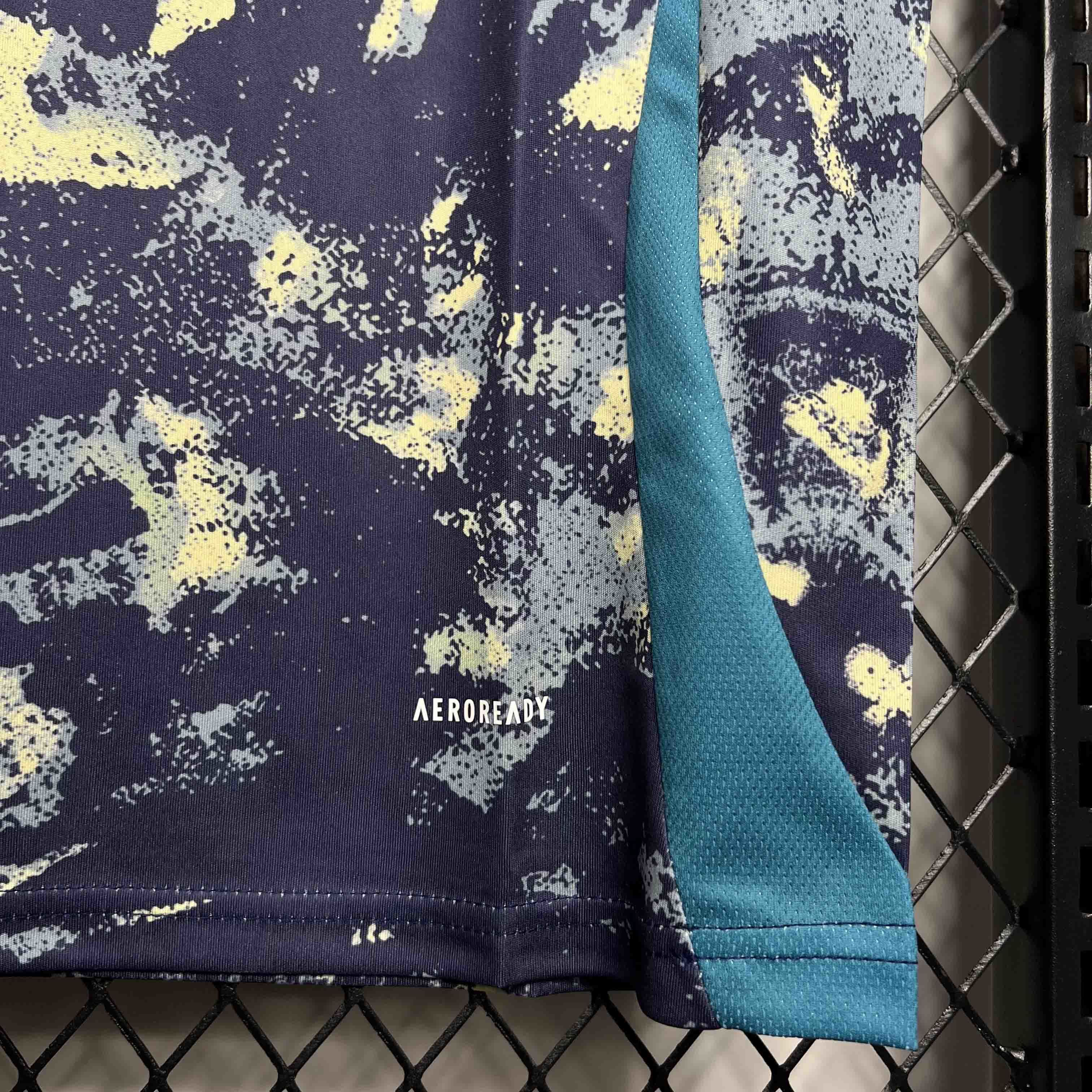 AJAX - MAILLOT EXTÉRIEUR 24/25