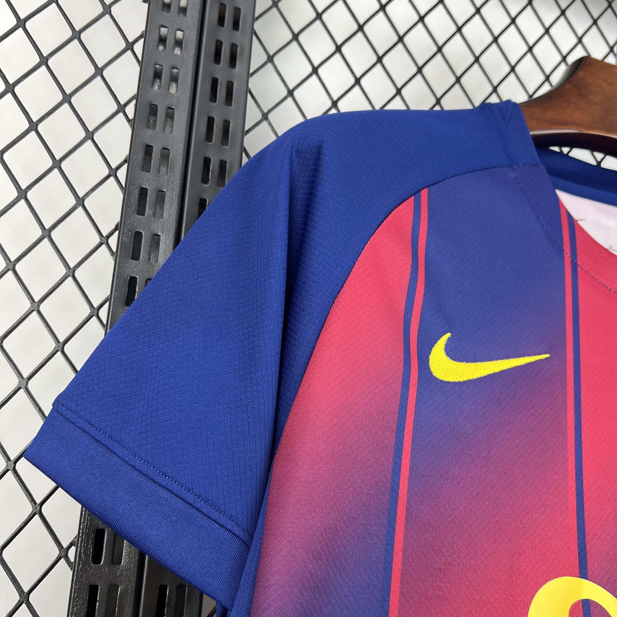 FC BARCELONE - MAILLOT DOMICILE X Olivia Rodrigo 25/26