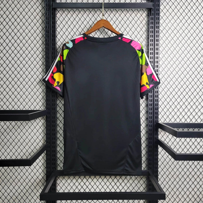 MANCHESTER UNITED - MAILLOT "LOVE UNITES" 24/25