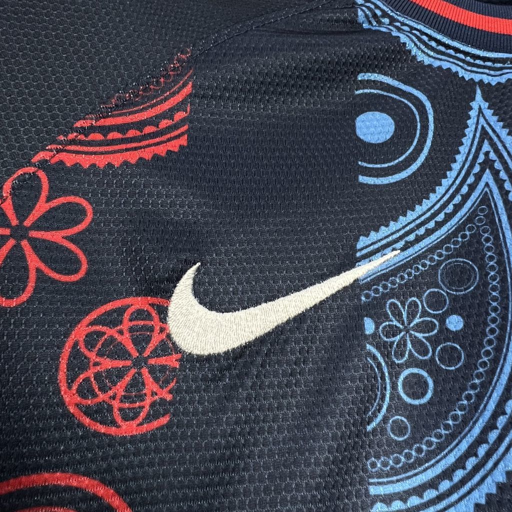 FC BARCELONE - MAILLOT CONCEPT 24/25