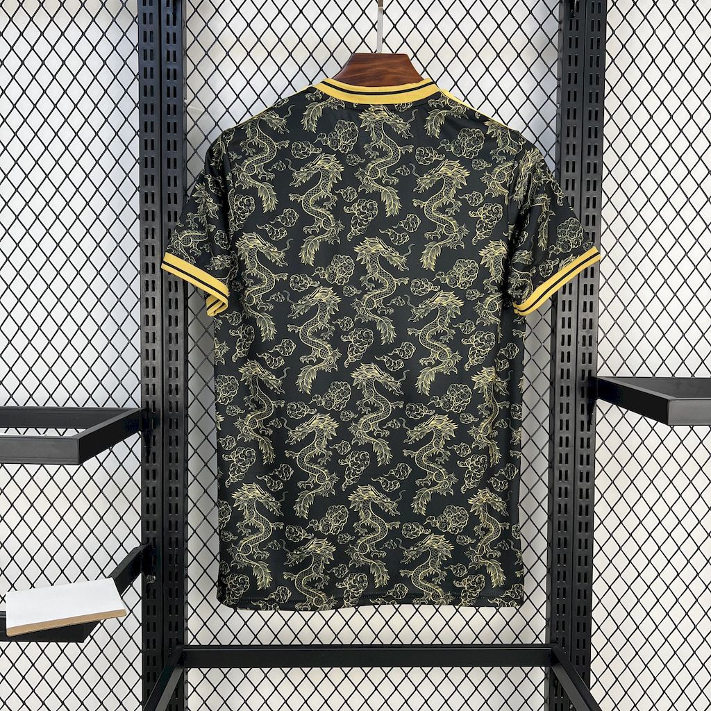 REAL MADRID - MAILLOT CONCEPT "DRAGON D'OR" 25/26