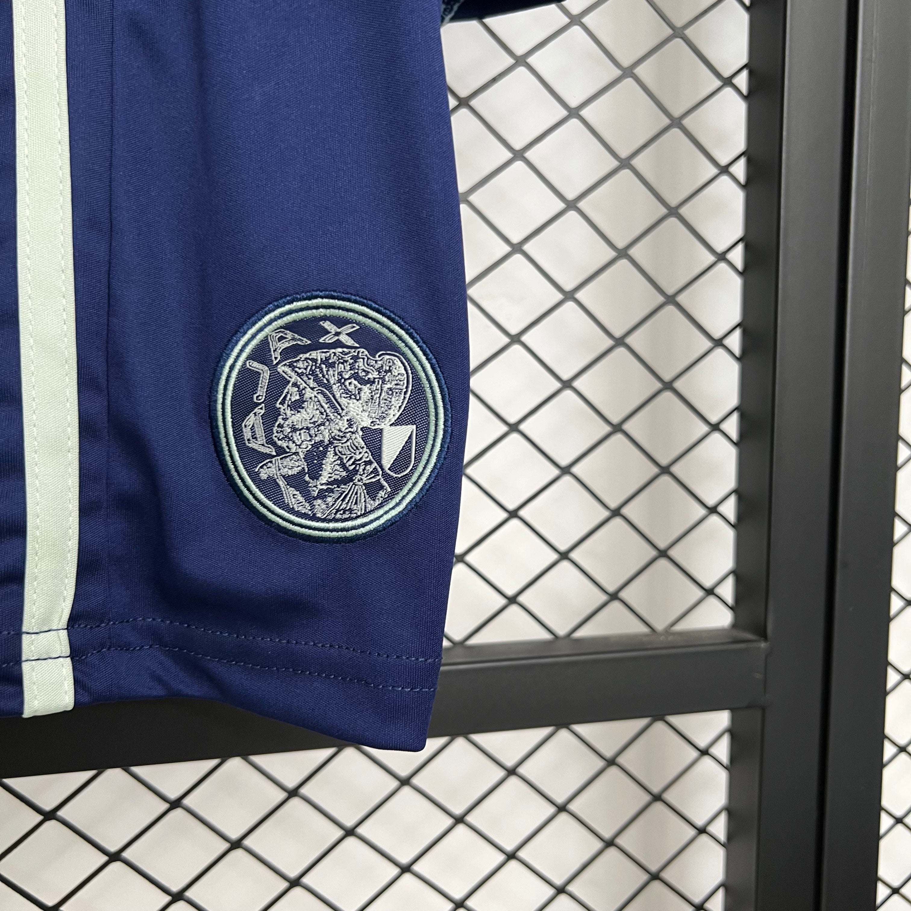 AJAX - ENSEMBLE ENFANT EXTÉRIEUR 25/26