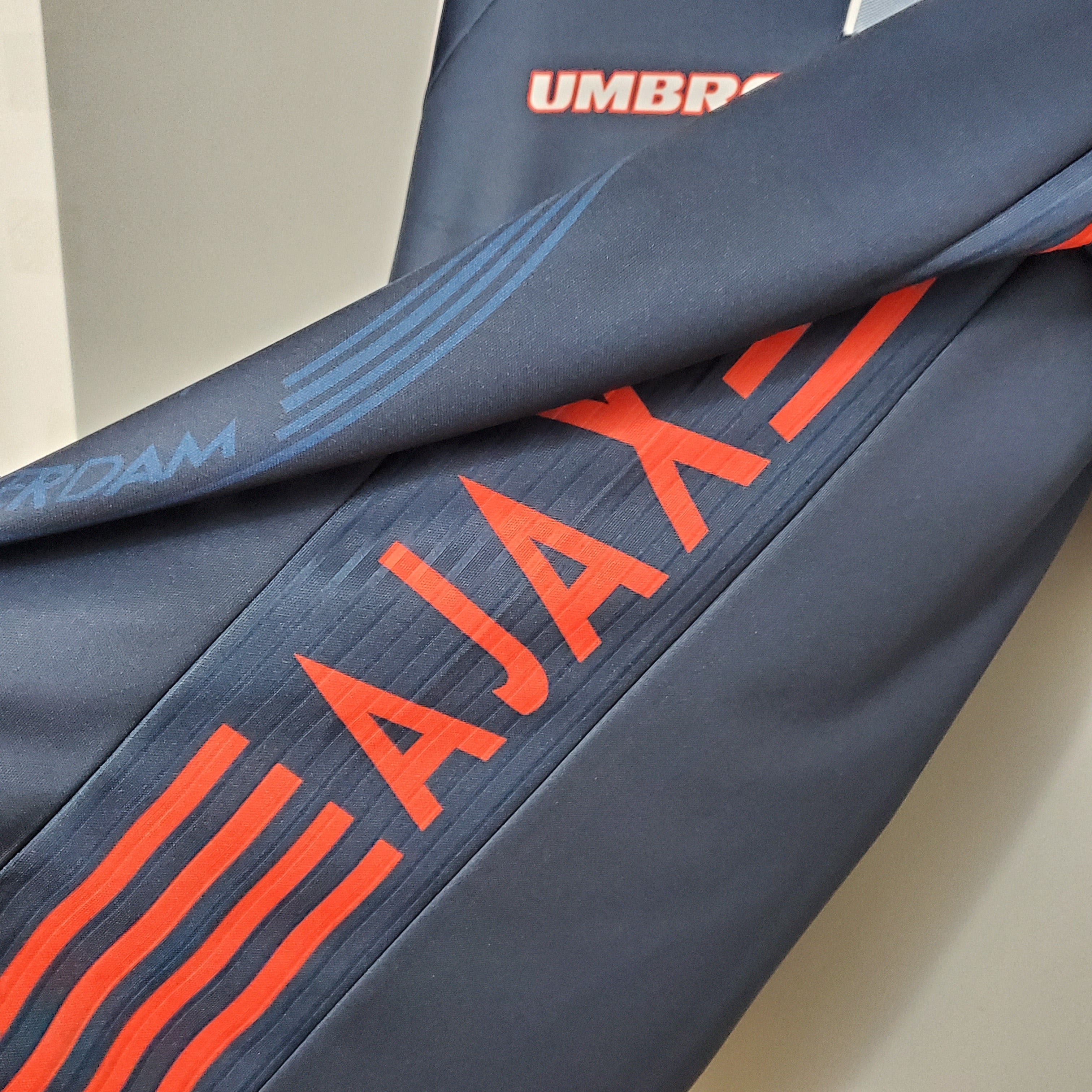 AJAX - MAILLOT EXTÉRIEUR RETRO 97/98