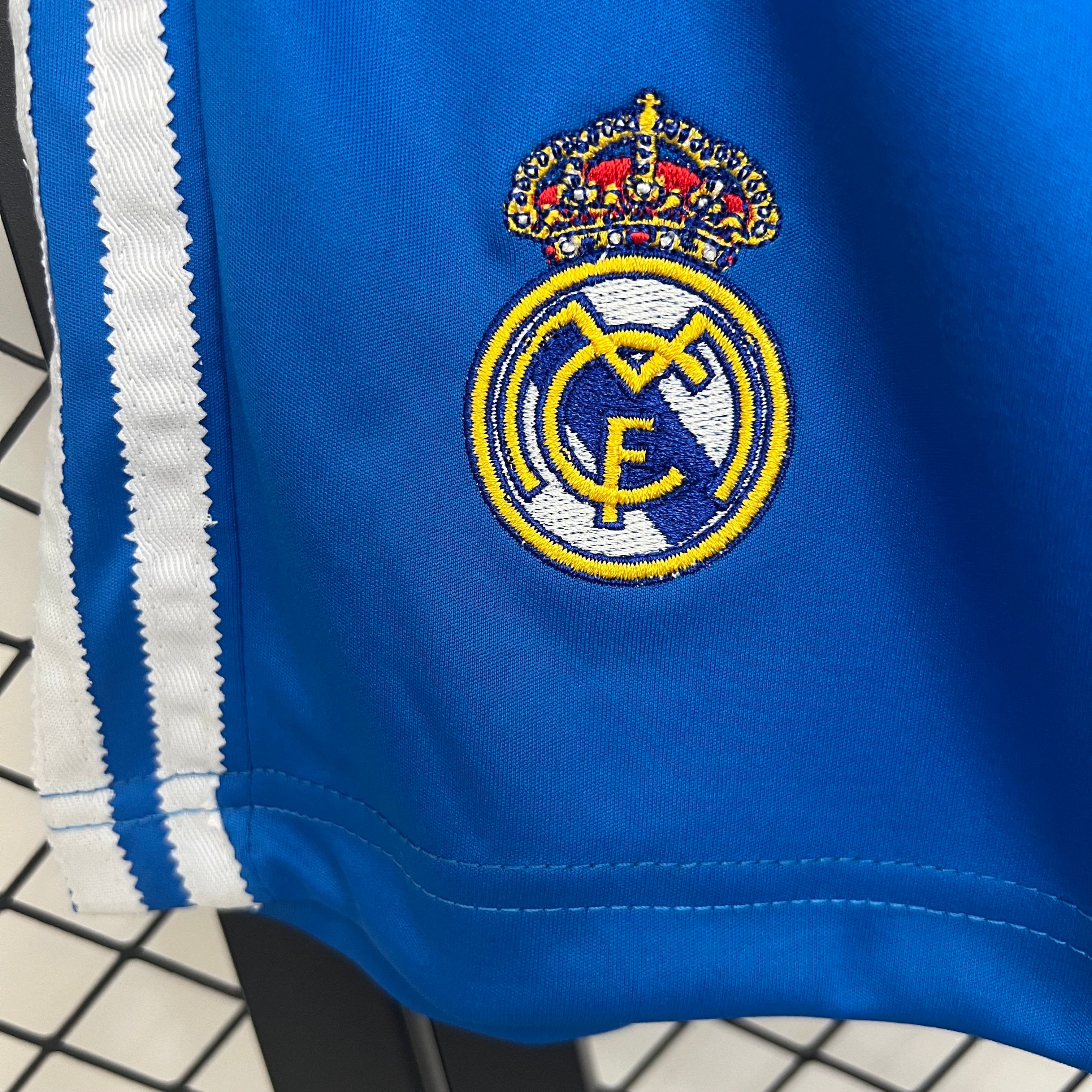 REAL MADRID - SHORT EXTÉRIEUR THIRD 25/26