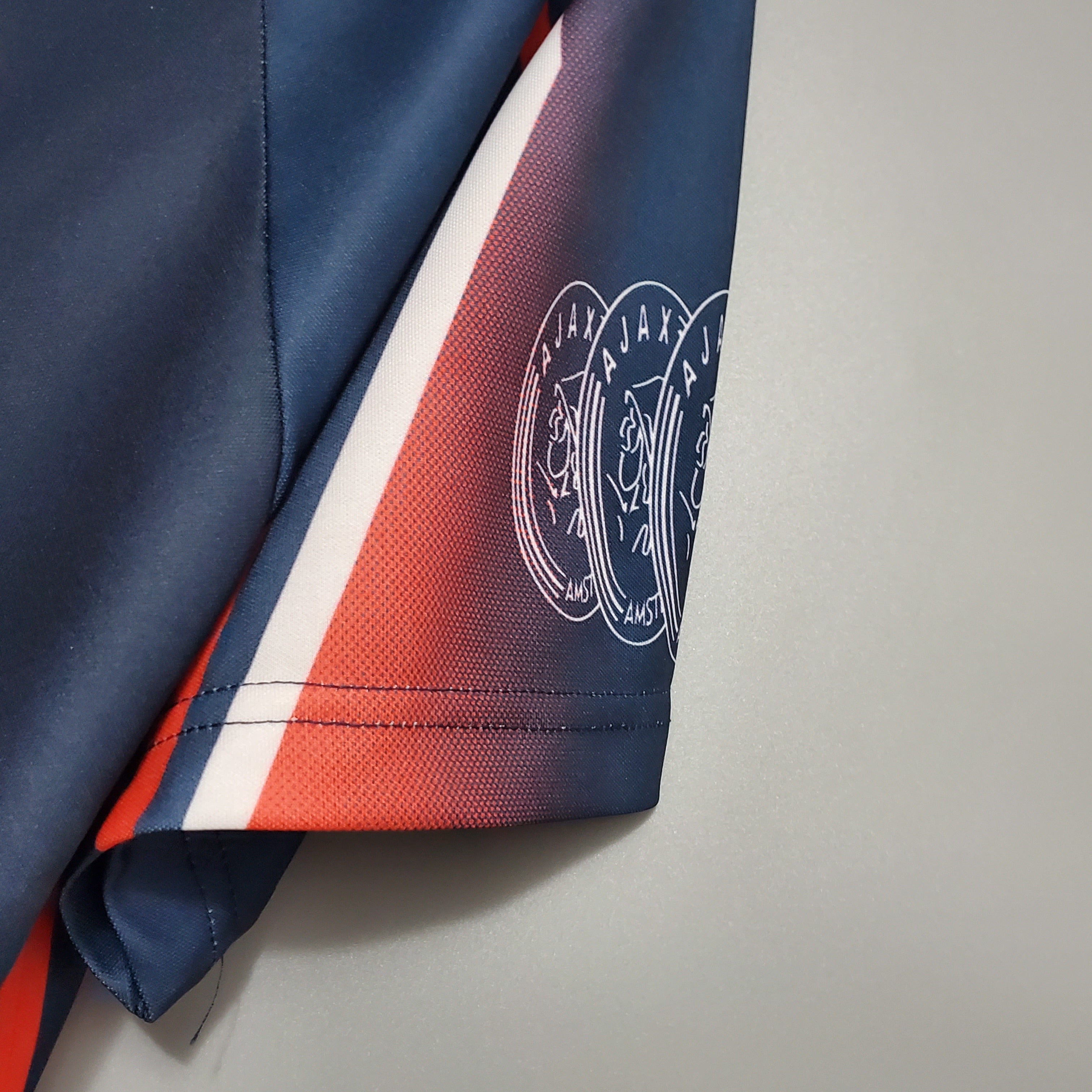 AJAX - MAILLOT EXTÉRIEUR RETRO 97/98