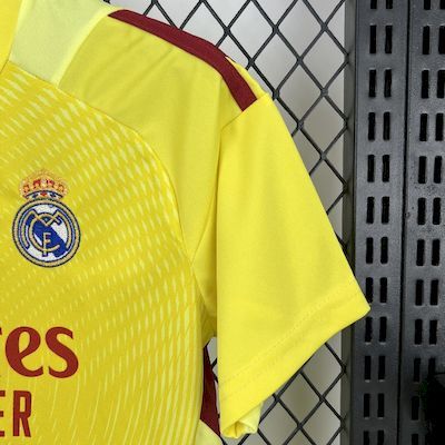 REAL MADRID - ENSEMBLE ENFANT GARDIEN 25/26