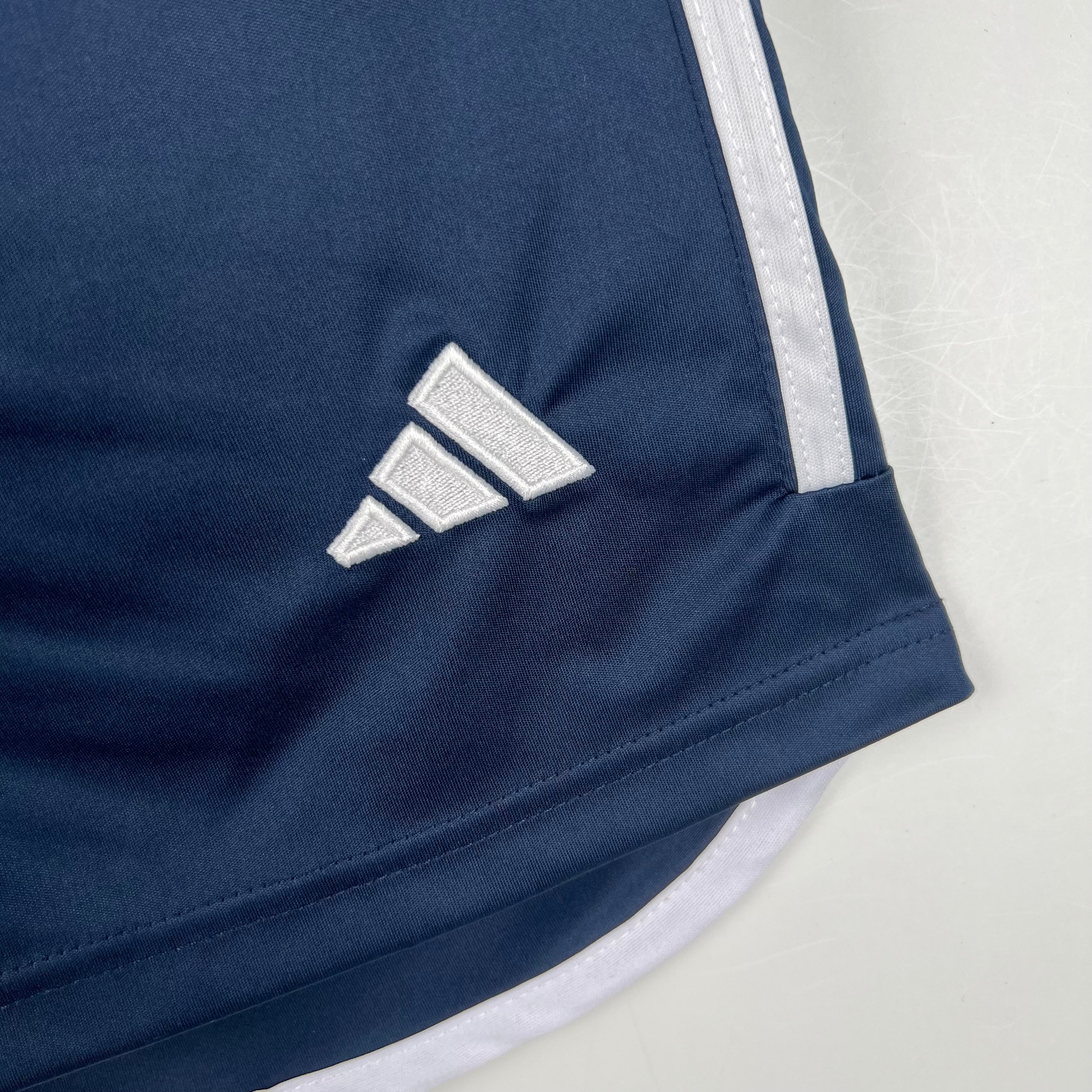 AJAX - SHORT EXTÉRIEUR 23/24