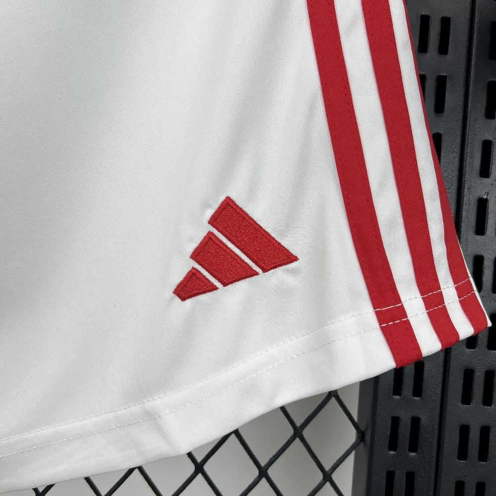 AJAX - SHORT DOMICILE 25/26