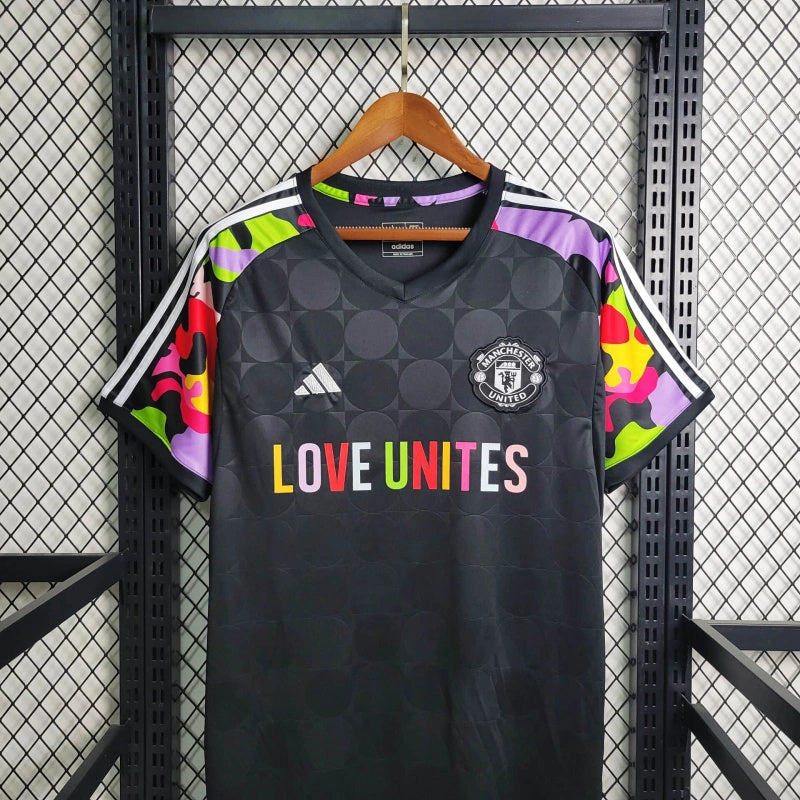 MANCHESTER UNITED - MAILLOT "LOVE UNITES" 24/25