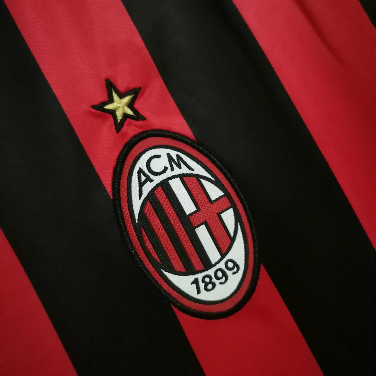 AC MILAN - MAILLOT DOMICILE RETRO 17/18