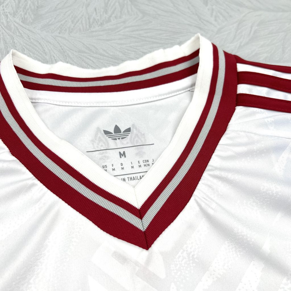 LIVERPOOL - MAILLOT EXTÉRIEUR 26/27