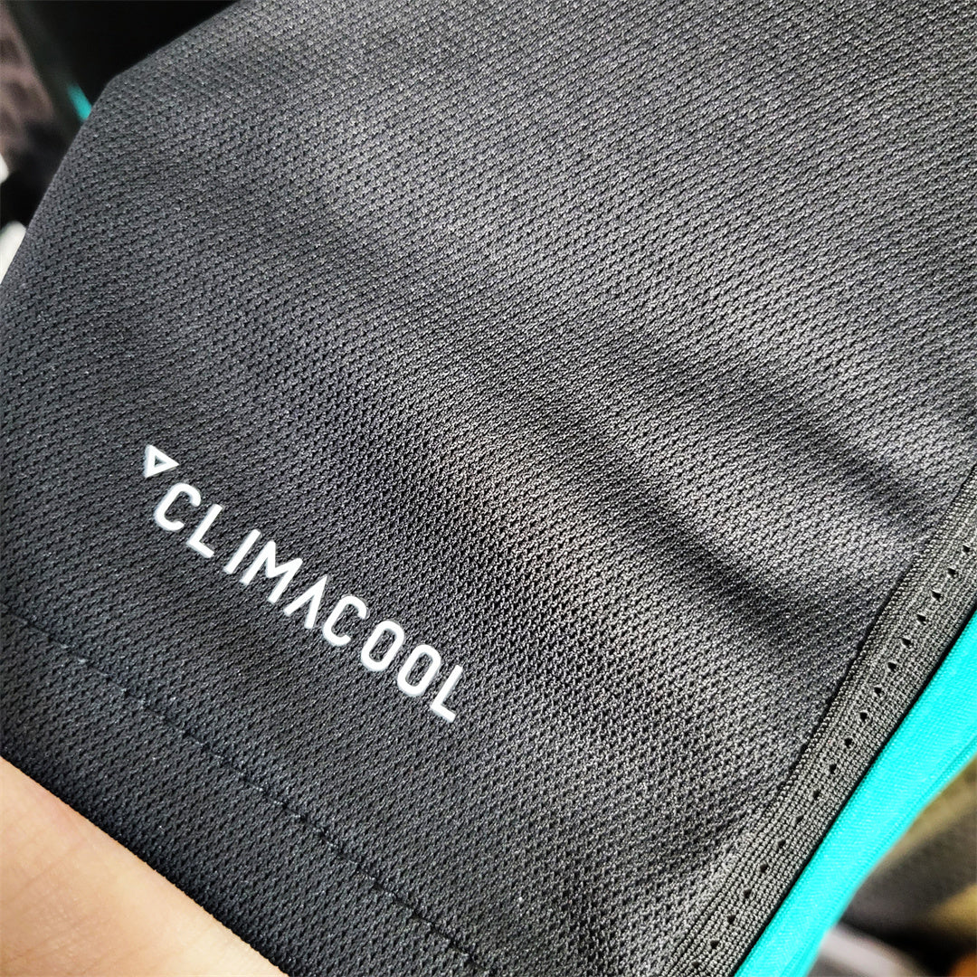 REAL MADRID - MAILLOT EXTÉRIEUR MANCHES LONGUES RETRO 17/18