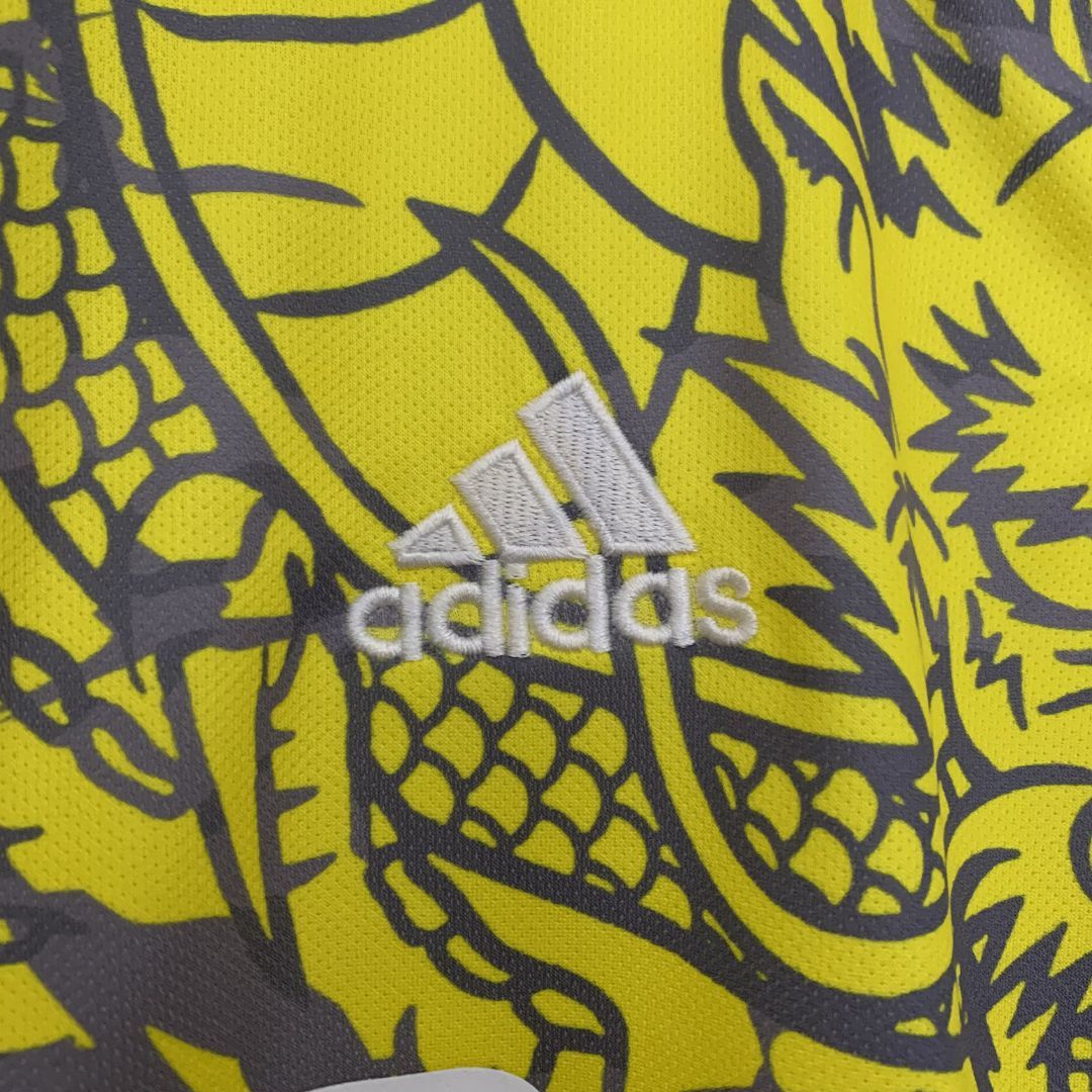 REAL MADRID - MAILLOT CONCEPT "DRAGON JAUNE" 25/26