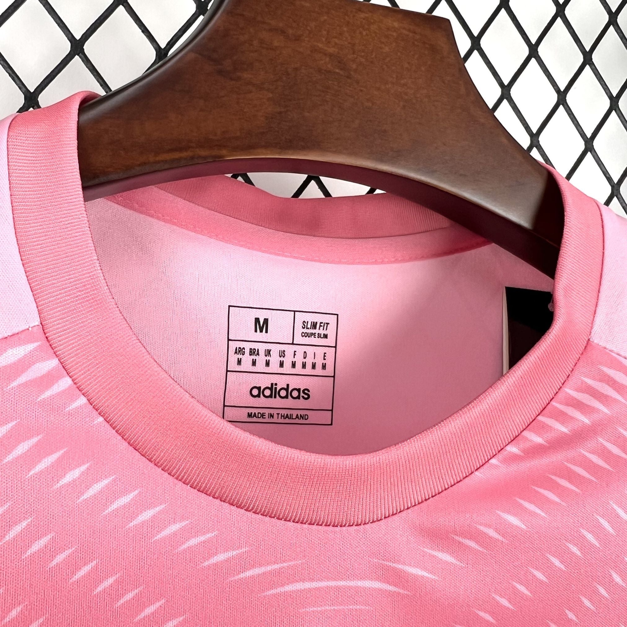 Leazofoot ESPAGNE MAILLOT GARDIEN 2026 pink slim fit goalkeeper jersey with abstract white pattern