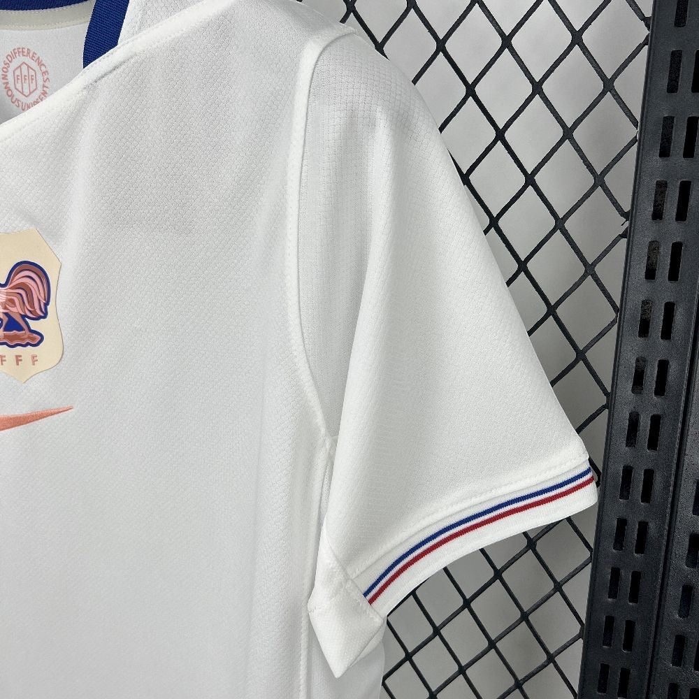 Leazofoot France 2025 away jersey in white with tricolor sleeve trim and FFF crest detail