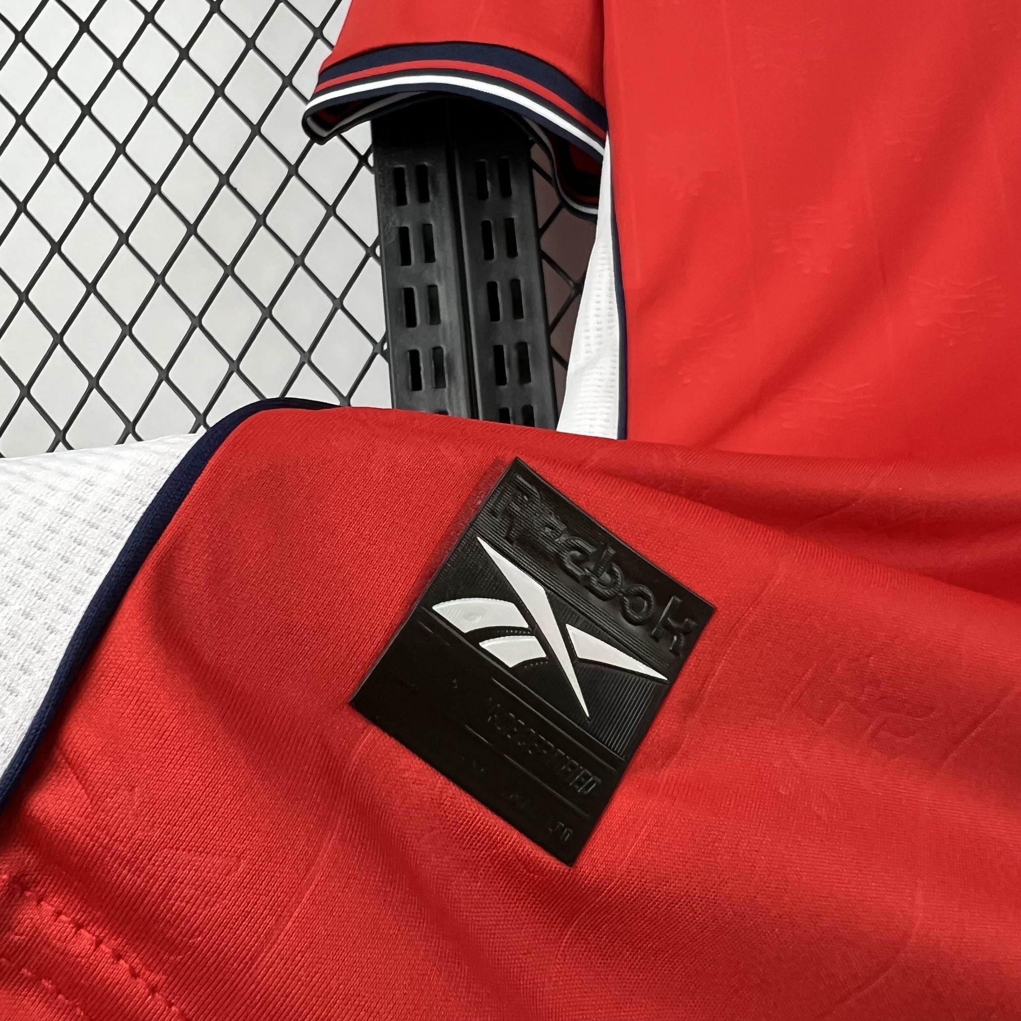 Leazofoot PANAMA - MAILLOT DOMICILE 2026 red jersey with white and navy trim. Features a black Reebok logo patch.