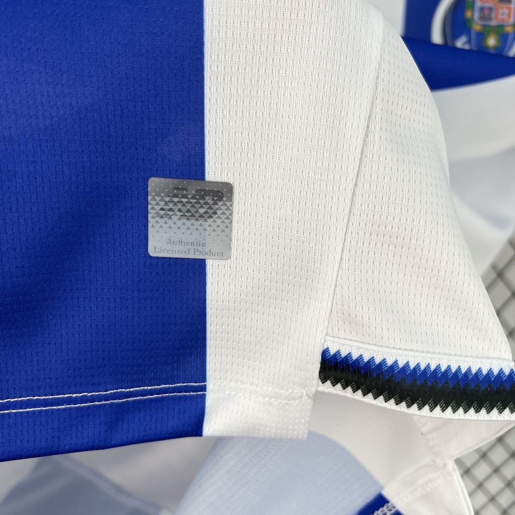 Leazofoot PORTO 26/27 home jersey with blue and white vertical stripes and authentic licensed product tag.