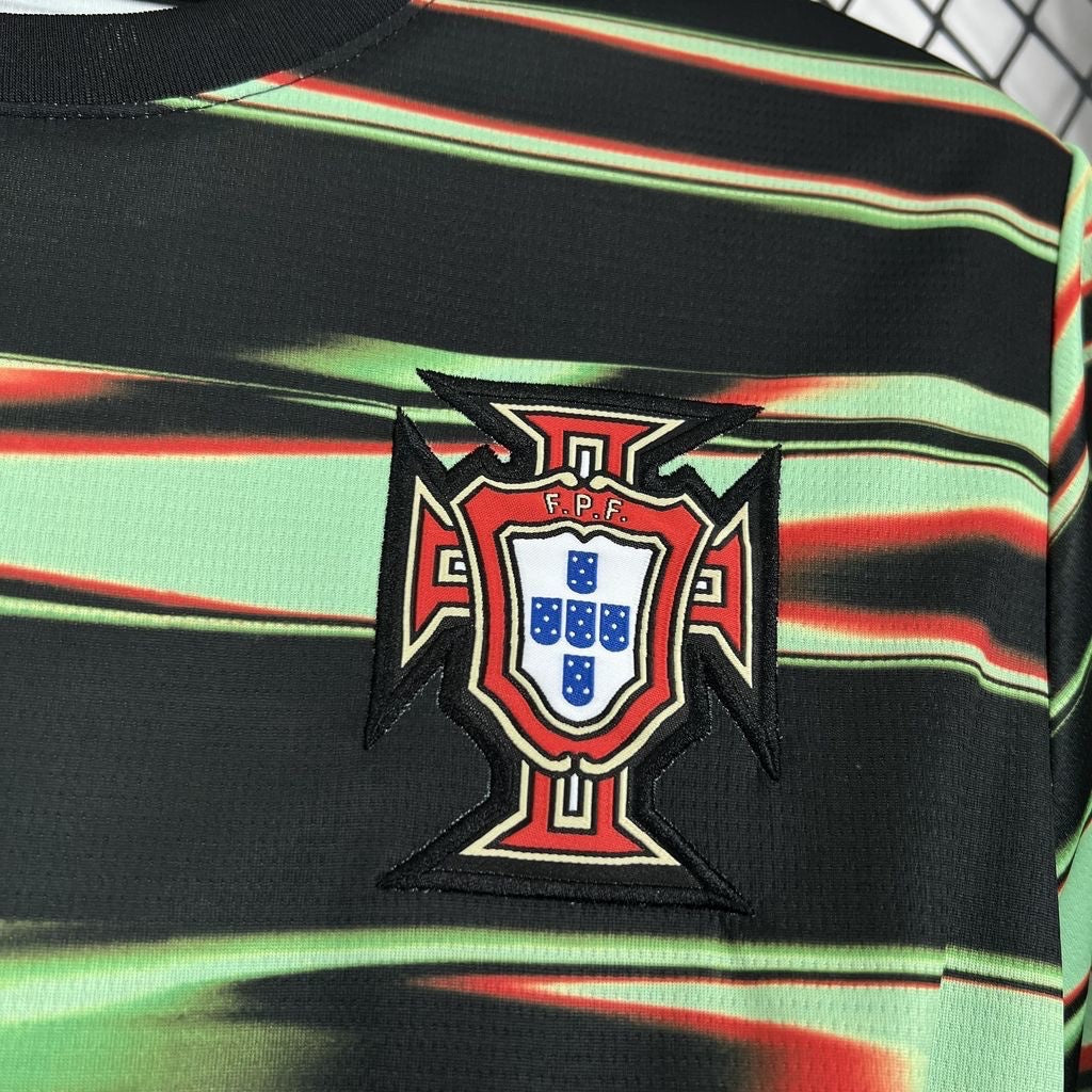 Leazofoot Portugal 2025 pre-match jersey featuring a black, green, and red abstract striped pattern with team crest.