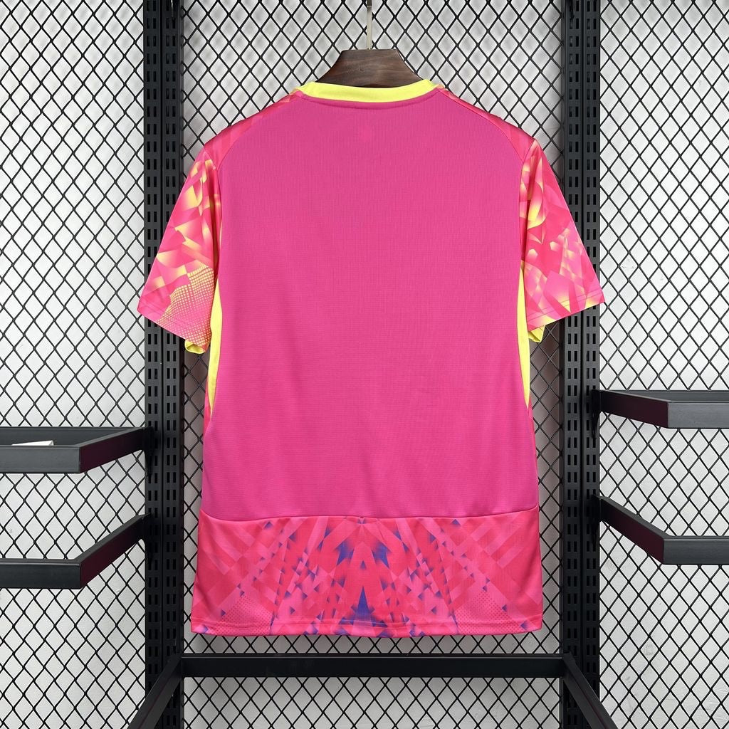 Leazofoot Portugal 2026 goalkeeper jersey in vibrant pink with yellow accents and geometric pattern on the back