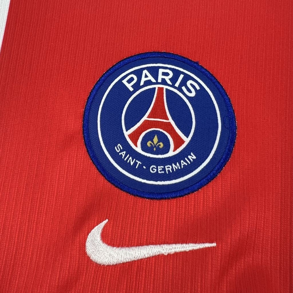 Leazofoot Paris Saint Germain 26/27 home jersey featuring a red textured fabric with embroidered club crest and logo