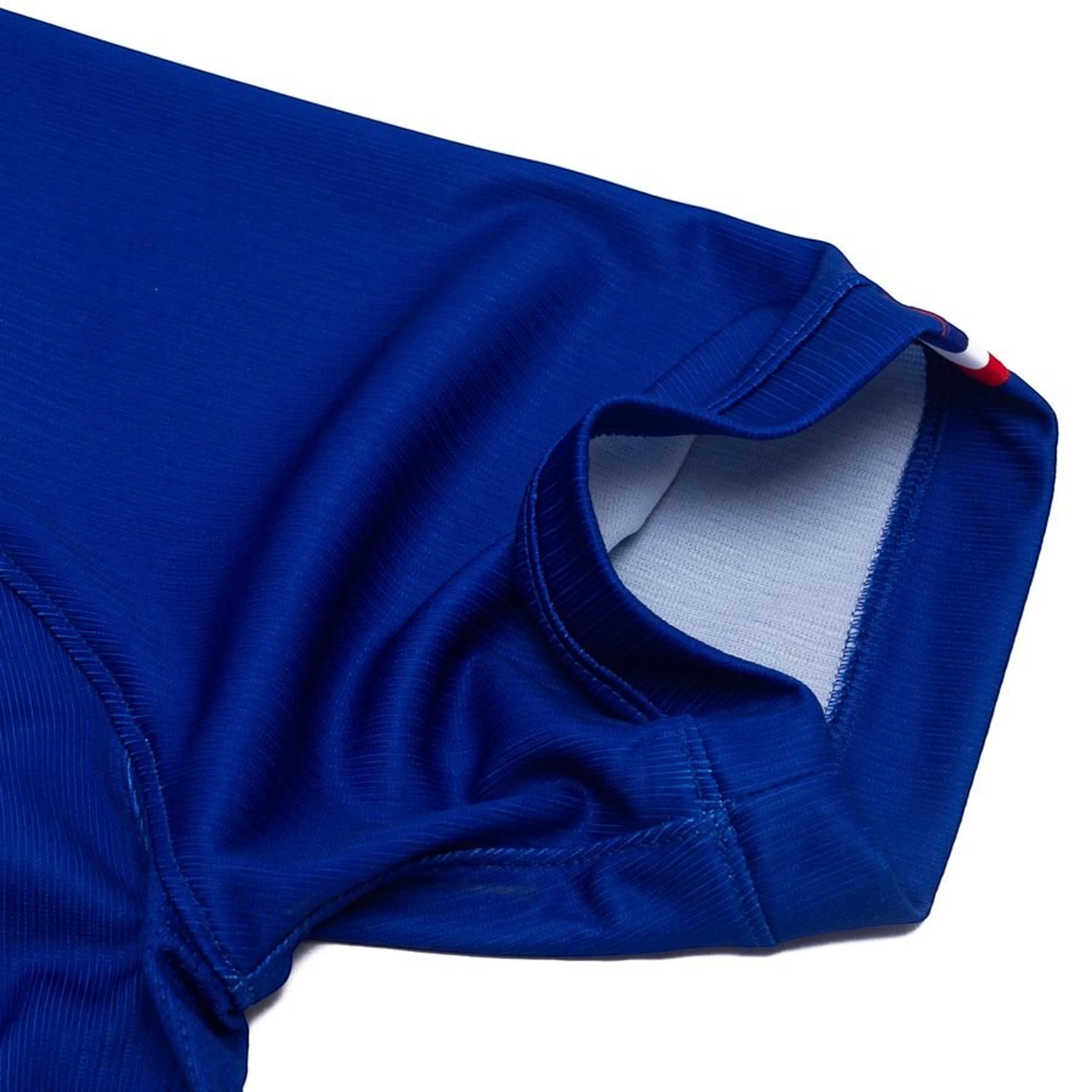 Leazofoot Paris Saint Germain 26/27 home jersey sleeve detail in blue performance fabric with tricolor trim.