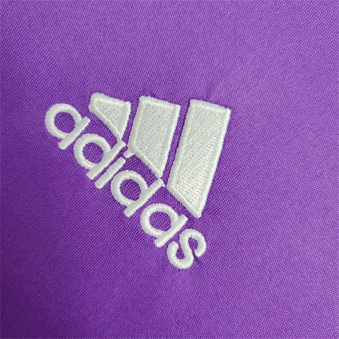 Leazofoot Real Madrid 16/17 away long sleeve jersey featuring white embroidered adidas logo on purple fabric