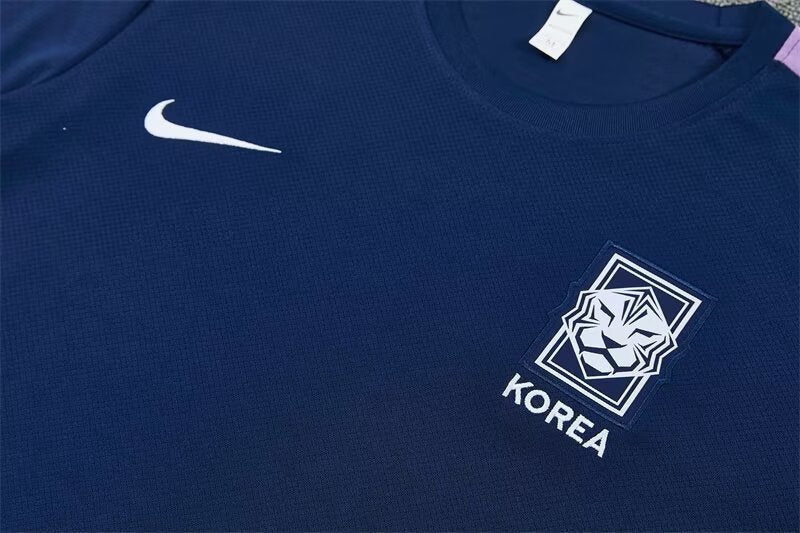 Leazofoot South Korea 2026 training jersey in navy blue with white Nike logo and Korea team crest